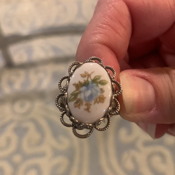 Vintage ring - Picture 1 of 5